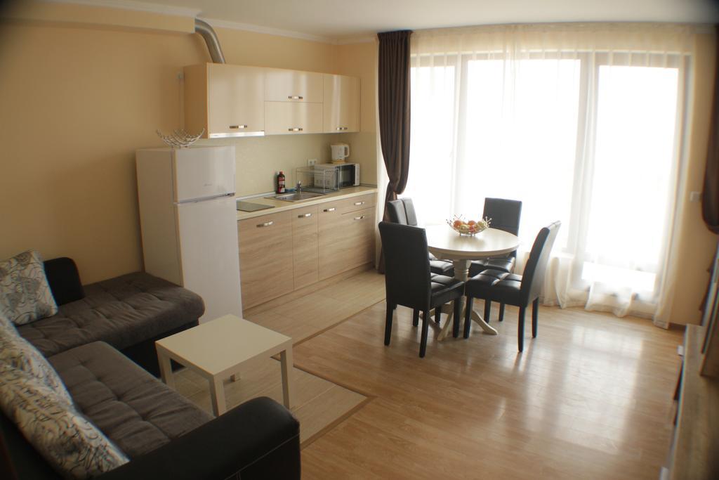 Aria Complex Aparthotel Sveti Vlas Rom bilde